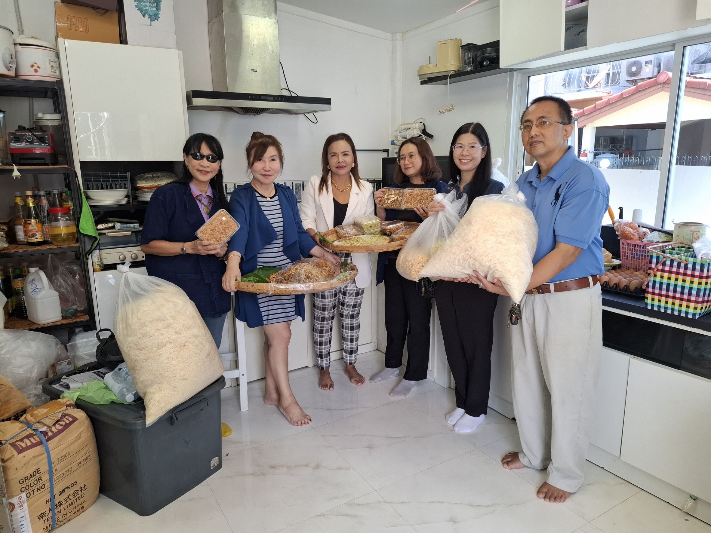 🌈 พช.บางใหญ่ ลงพื้นที่ตรวจสอบผู้ผลิต ผู้ประกอบการ  OTOP ที่ลงทะเบียนรายใหม่✨