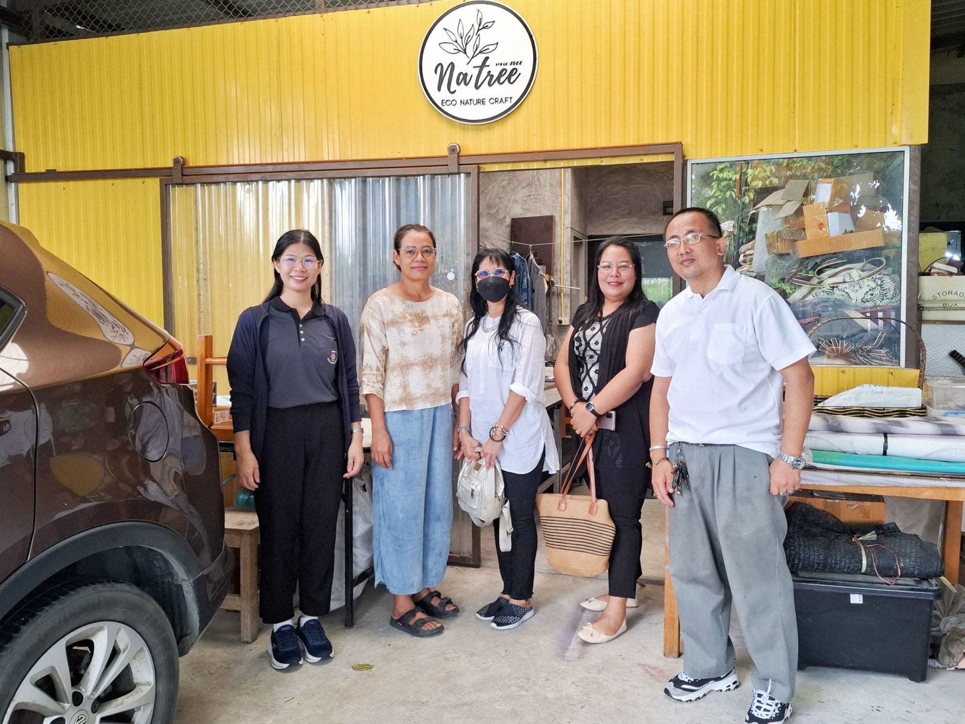 พช.บางใหญ่ ลงพื้นที่เยี่ยมเยียนผู้ผลิต ผู้ประกอบการ  OTOP  อำเภอบางใหญ่